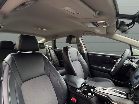 Used 2020 Honda Clarity Plug-In Hybrid image 27