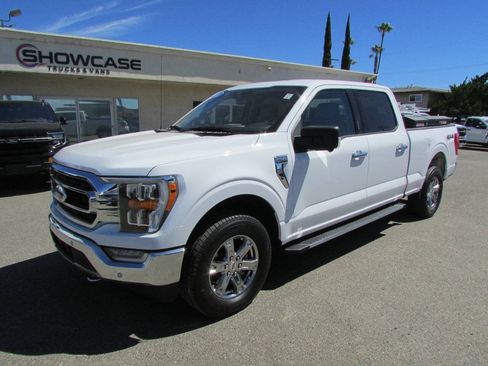 Used 2021 Ford F150 XLT w/ Equipment Group 302A High AWD/4WD image 4