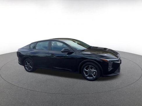 Used 2025 Kia K4 FWD image 2