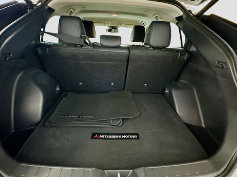 Used 2025 Mitsubishi Eclipse Cross SE image 30