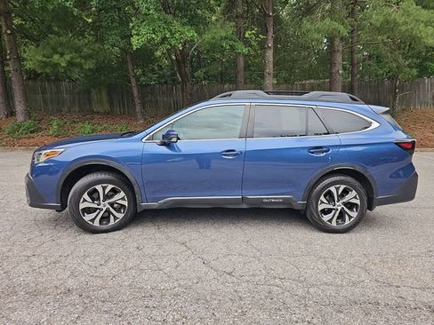 Used 2020 Subaru Outback Limited AWD/4WD image 5