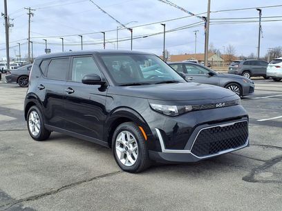 Used 2024 Kia Soul LX w/ Option Group 015