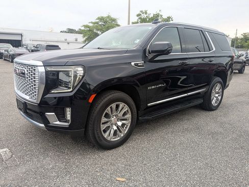 Used 2024 GMC Yukon Denali AWD/4WD image 8