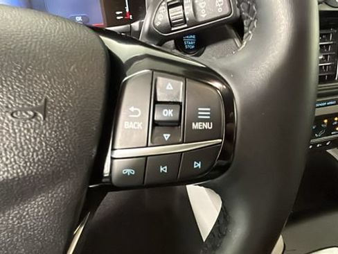 Used 2023 Ford Escape Active AWD/4WD image 17