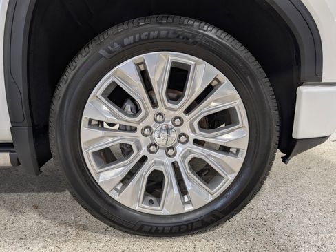 Used 2021 GMC Sierra 1500 Denali w/ Denali Ultimate Package image 14