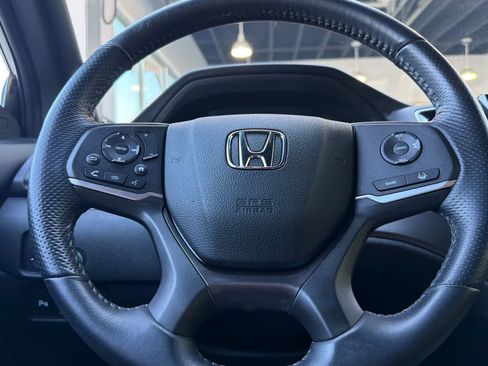 Used 2024 Honda Passport EX-L image 25