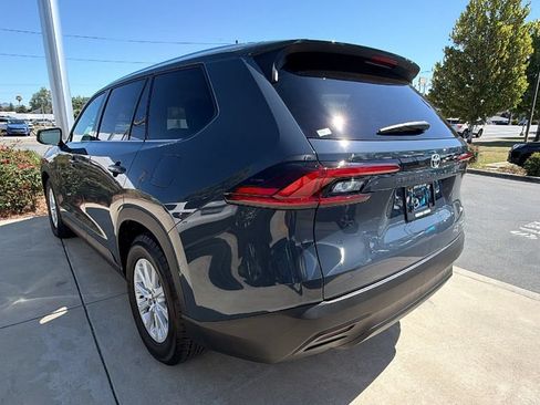 Used 2025 Toyota Grand Highlander FWD image 6
