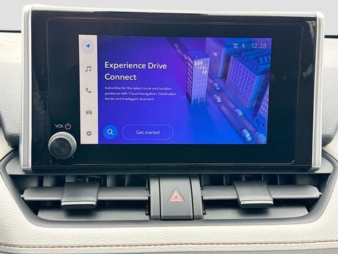 Used 2025 Toyota RAV4 XLE image 13