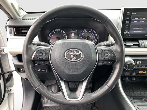 Used 2019 Toyota RAV4 XLE Premium w/ Cold Weather Package image 16