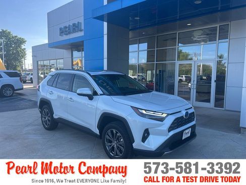 Used 2025 Toyota RAV4 Limited w/ Advanced Technology Package AWD/4WD image 1