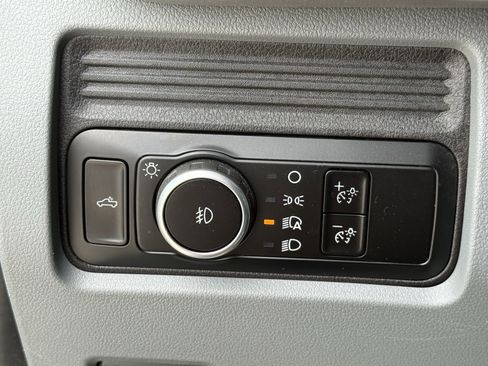 Used 2025 Ford F250 XLT AWD/4WD image 25