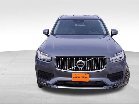 Used 2020 Volvo XC90 T5 Momentum w/ Protection Package Premier image 12