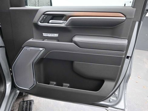 New 2026 GMC Sierra 1500 Denali w/ Denali Reserve Package AWD/4WD image 21