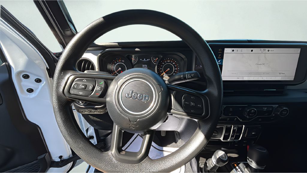 Used 2025 Jeep Gladiator Sport AWD/4WD image 25