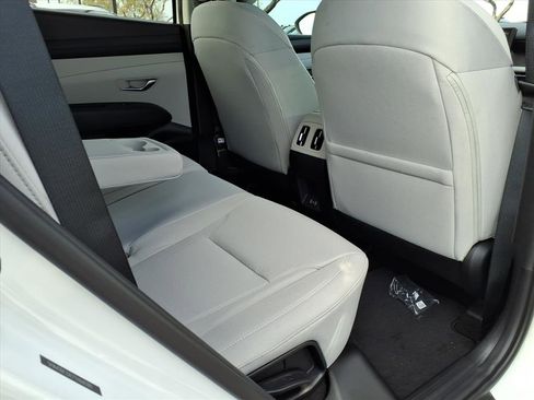 New 2026 Hyundai Tucson SEL image 8