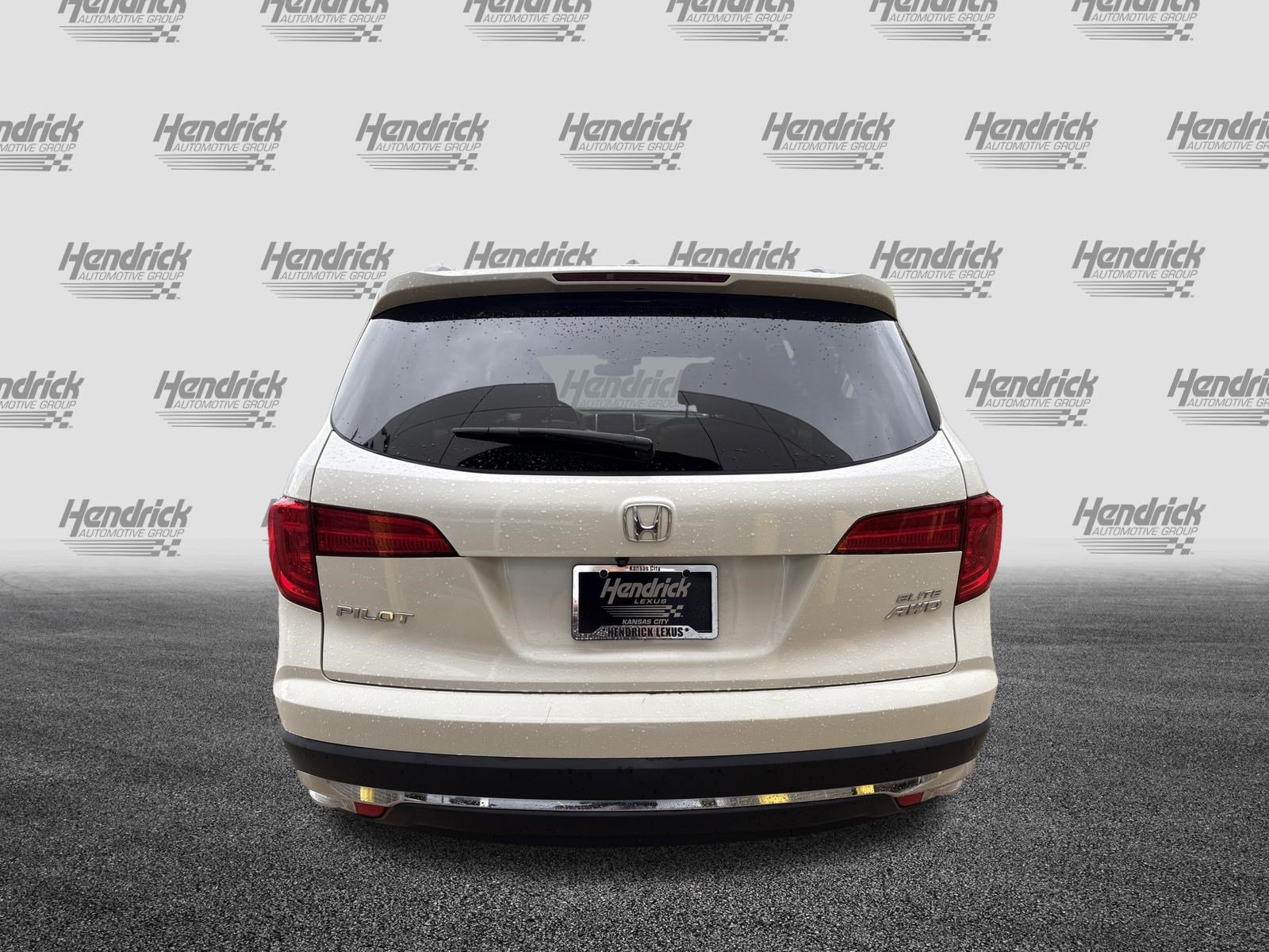 Used 2017 Honda Pilot Elite image 9