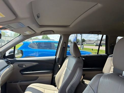 Used 2019 Honda Pilot EX-L image 10