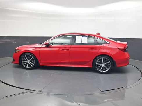 Used 2022 Honda Civic Touring image 7