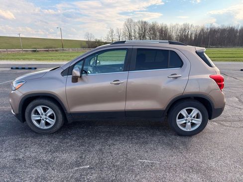 Used 2018 Chevrolet Trax LT image 13