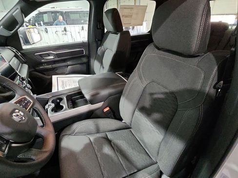 New 2026 RAM 1500 4x4 Crew Cab image 15