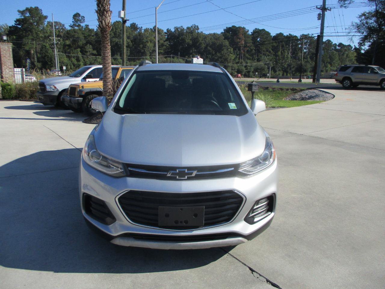 Used 2021 Chevrolet Trax LT FWD image 5