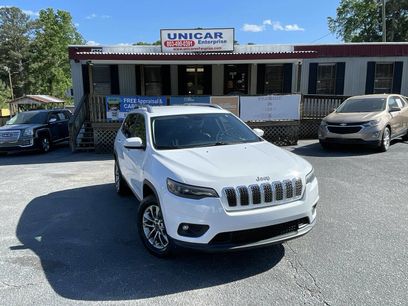 Used 2019 Jeep Cherokee Latitude Plus w/ Comfort/Convenience Group