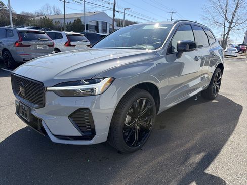 New 2026 Volvo XC60 T8 Ultra w/ Protection Package Premier AWD/4WD image 2