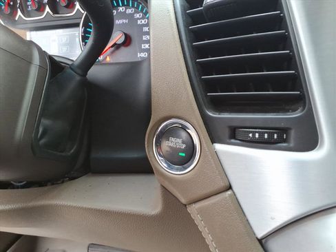 Used 2018 GMC Yukon SLT w/ Open Road Package image 13