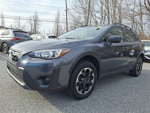 Certified 2023 Subaru Crosstrek 2.0i image 4