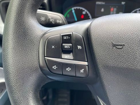 Certified 2022 Ford Maverick XLT FWD image 12