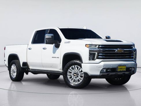 Used 2023 Chevrolet Silverado 2500 High Country w/ Z71 Off-Road Package AWD/4WD image 2