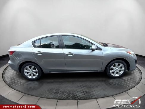 Used 2011 MAZDA MAZDA3 i Touring image 6