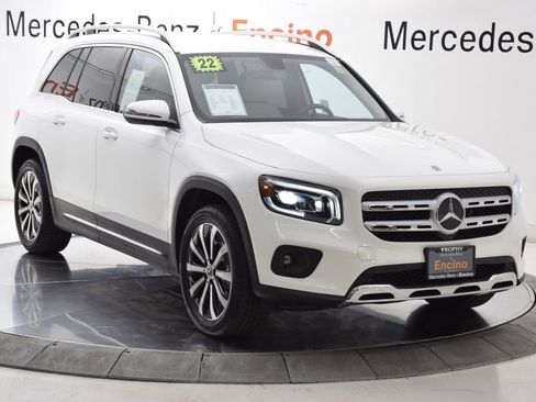 Used 2022 Mercedes-Benz GLB 250 4MATIC image 11