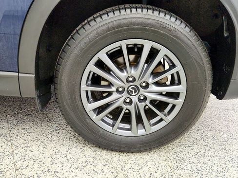 Used 2020 MAZDA CX-5 Touring FWD image 9