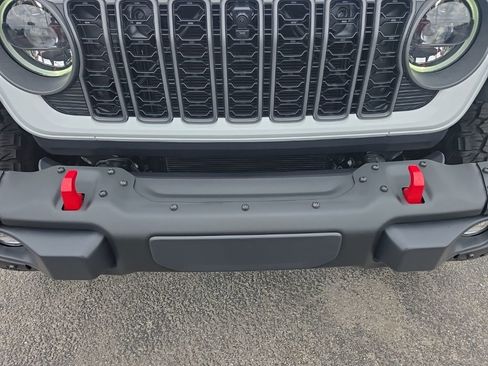 Used 2026 Jeep Wrangler Unlimited Rubicon AWD/4WD image 8