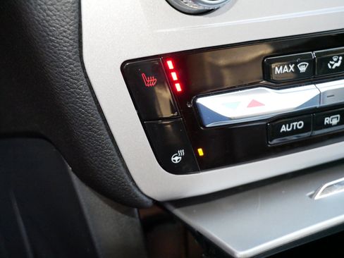 Used 2023 Ford Explorer XLT w/ Equipment Group 202A image 28