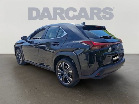 Used 2023 Lexus UX 250h AWD image 5