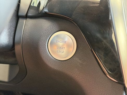 Used 2015 Mercedes-Benz ML 350 4MATIC image 27