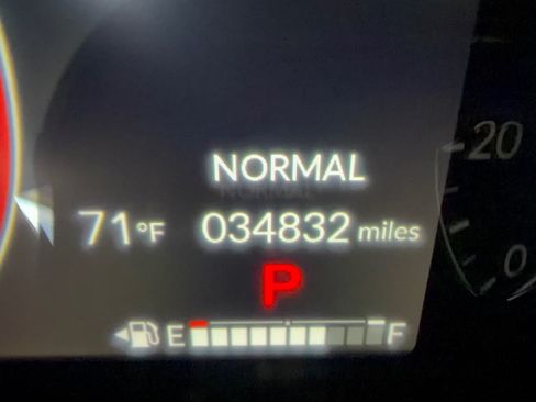 Used 2025 Honda CR-V LX image 26