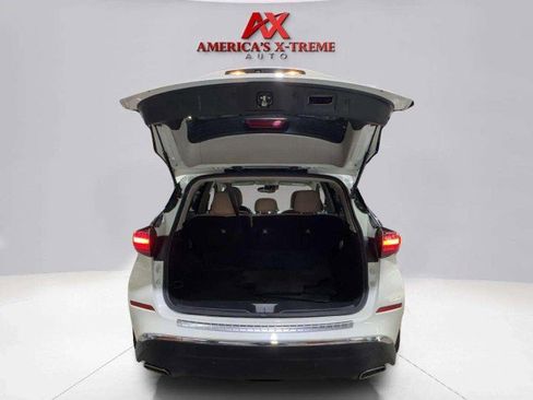 Used 2020 Nissan Murano SV image 77