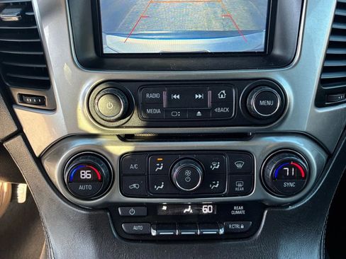 Used 2016 Chevrolet Suburban LS image 24