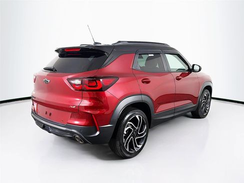 Used 2025 Chevrolet TrailBlazer RS w/ Driver Confidence Package image 7