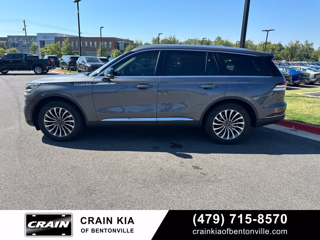 Used 2022 Lincoln Aviator Reserve w/ Elements Package Plus AWD/4WD image 4