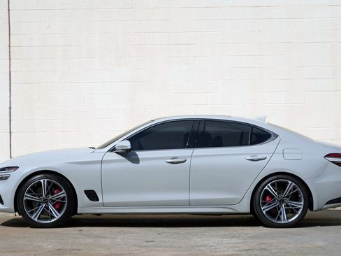 Used 2025 Genesis G70 3.3T Advanced w/ Sport Prestige Package RWD image 9