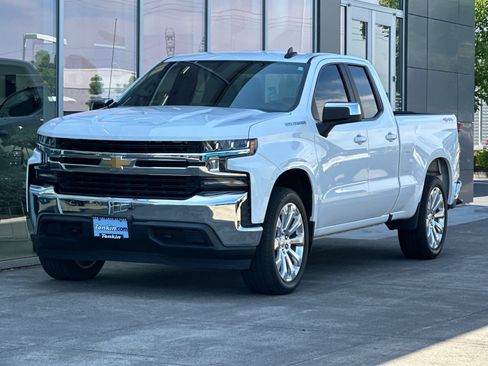 Used 2020 Chevrolet Silverado 1500 LT AWD/4WD image 7