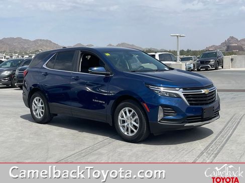Used 2023 Chevrolet Equinox LT image 1
