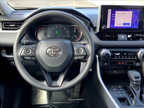 Certified 2023 Toyota RAV4 LE image 6