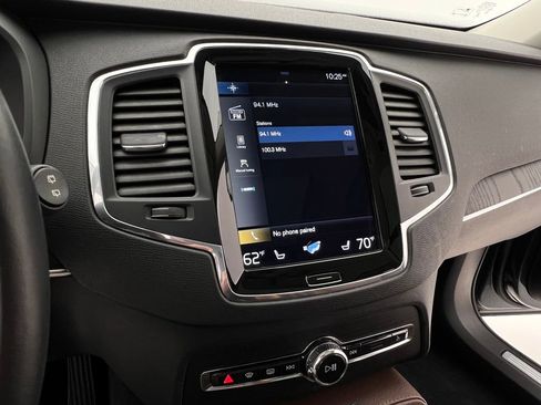 Used 2020 Volvo XC90 T6 Momentum w/ Protection Package image 23