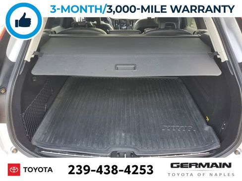 Used 2019 Volvo XC60 T5 Inscription w/ Protection Package image 22