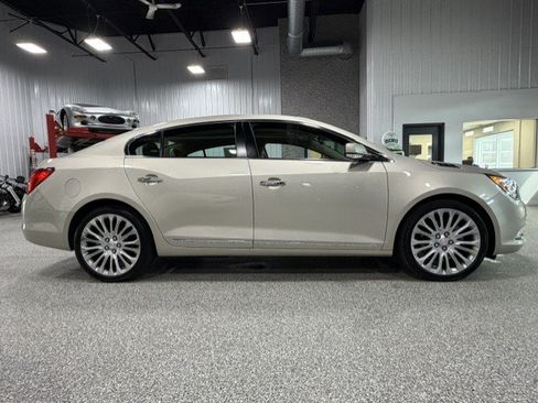 Used 2014 Buick LaCrosse Premium w/ Driver Confidence Package FWD image 5